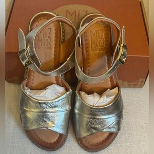 NIB... Miz Mooz Haley Gold Sandals Size 38 EU ...Size 7.5-8 US